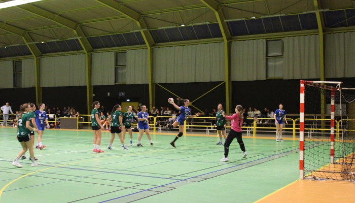 MATCH DES SENIORS FEMININES FACE A HIRONDELLE - ANNEE 2022-2023 - SEVRE VENDEE HANDBALL